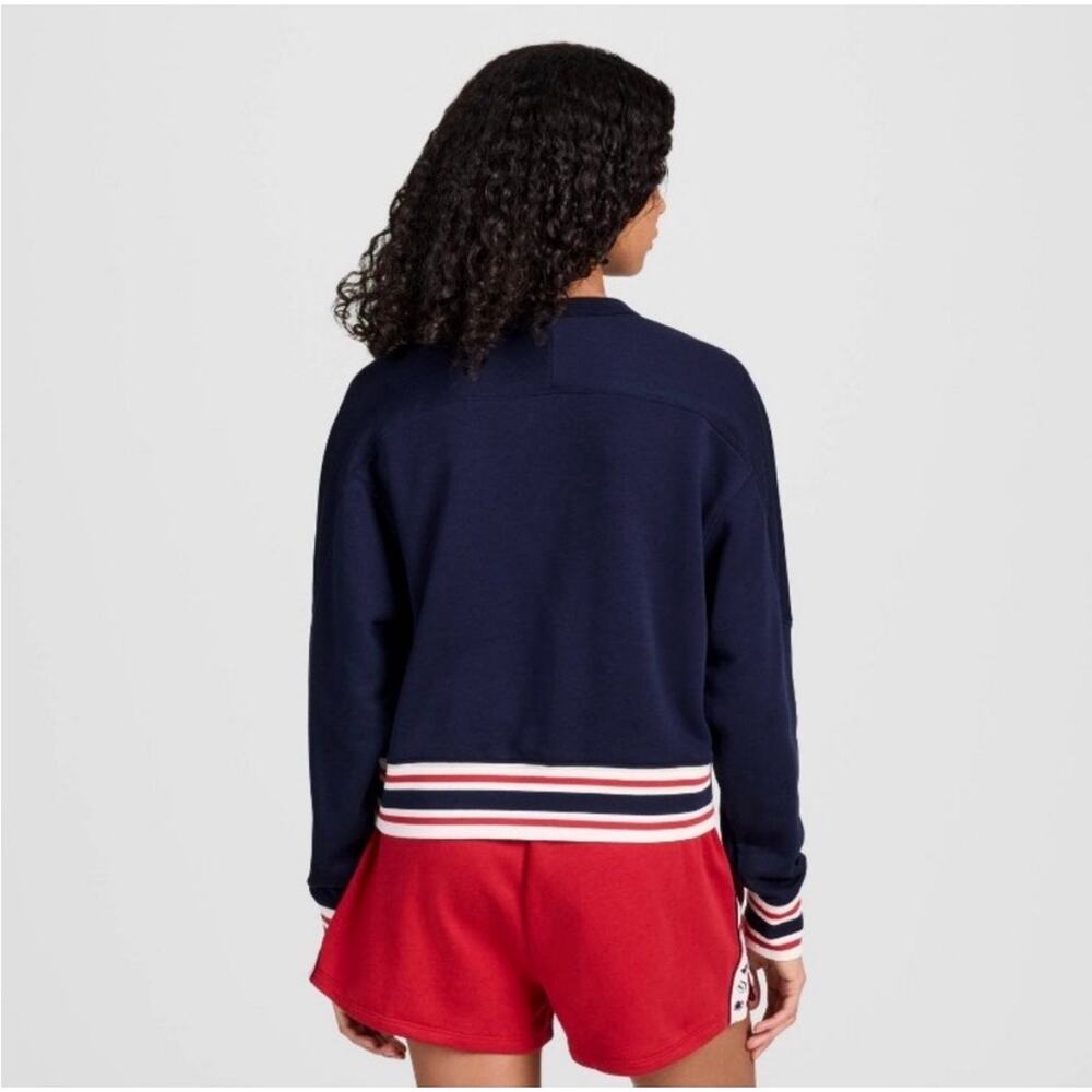 NWOT Champion Women's Cropped French Terry Sweatshirt Navy Small - Picture 3 of 8
